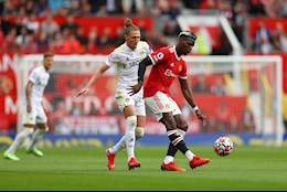 Thăng hoa trước Leeds, Pogba đi vào lịch sử MU