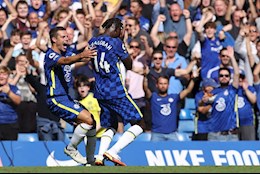 Sao trẻ Chelsea bật khóc khi ghi bàn trong trận ra mắt EPL