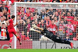 Diogo Jota bỏ lỡ cơ hội không thể tin được trước Crystal Palace