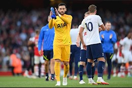 Hugo Lloris chỉ trích CĐV Tottenham vì lăng mạ cầu thủ đội nhà