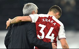Mourinho khuyên Xhaka tiêm vaccine