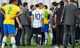 HLV Lionel Scaloni nói gì sau khi trận Brazil vs Argentina bị gián đoạn?