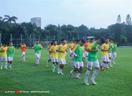U19 Việt Nam lao vào tập luyện ngay sau khi tới Indonesia