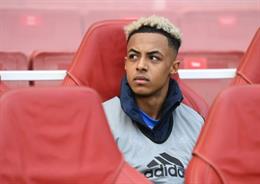 Tiền đạo tiềm năng giải thích quyết định rời Arsenal tới Chelsea