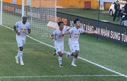 Xuân Trường ghi bàn thắng đầu tiên ở V-League cho HAGL