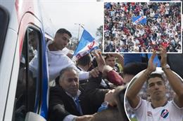 Lionel Messi cho Luis Suarez mượn máy bay