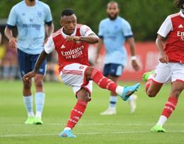 Tân binh Marquinhos ghi bàn đầu tiên cho Arsenal