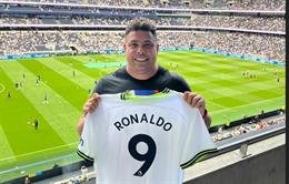 Rô béo bất ngờ xuất hiện ở trận Tottenham vs Wolves