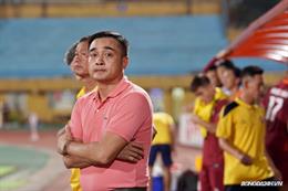 CLB Bình Định mất HLV trưởng trong trận đại chiến với Viettel FC