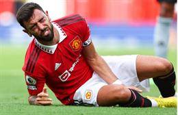 CĐV MU đòi rút thẻ đỏ với Albert Sambi Lokonga