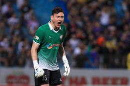 Văn Lâm đặt quyết tâm không thủng lưới ở V.League