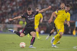 Bị chỉ trích, Andrea Belotti vẫn khen ngợi Mourinho