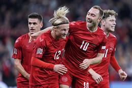 Christian Eriksen và màn trình diễn điểm 10 trước ĐT Pháp
