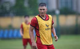 Công Vinh chia sẻ về cơ hội đá cặp cùng Văn Quyến