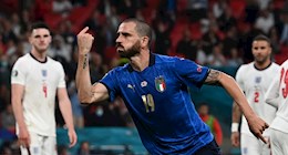 Bonucci chê CĐV Italia không biết suy nghĩ khi chỉ trích đội nhà