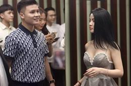 Quang Hải nhận tin cực vui từ bạn gái