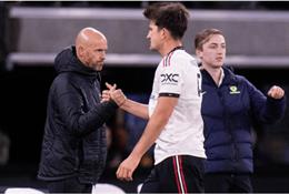 Erik ten Hag nói điều bất ngờ về Harry Maguire