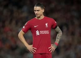 Jurgen Klopp phản pháo Arsene Wenger về trường hợp của Darwin Nunez