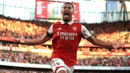 Arsenal từ chối sao Ajax để đặt niềm tin vào William Saliba