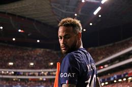 Neymar đối mặt với án tù 5 năm vì vụ chuyển nhượng đến Barca