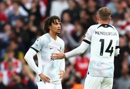 Jurgen Klopp đã sai lầm với Trent Alexander-Arnold