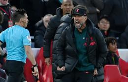 Klopp đáng bị treo giò 10 trận