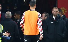 "Cristiano Ronaldo đang nghĩ mình lớn hơn câu lạc bộ"