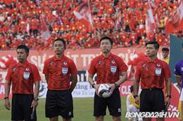 Tổ trọng tài người Hàn Quốc được biệt đãi trên sân Lạch Tray