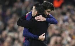 Xavi: "Pique là một huyền thoại của Barca"