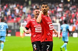 Thêm một tiền đạo lọt vào tầm ngắm của MU