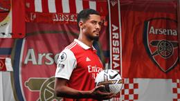 Arsenal nhận tin cực vui từ William Saliba