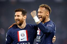 Neymar nói lời chia tay với Messi sau hai nắm gắn bó tại PSG