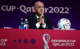 Chủ tịch FIFA đứng ra bảo vệ chủ nhà Qatar