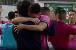 VIDEO: Hồng Lĩnh Hà Tĩnh ghi bàn thắng sớm vào lưới Thanh Hóa