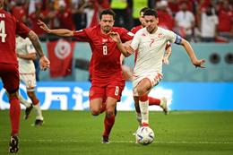Cầu thủ thứ 3 chia tay World Cup vì chấn thương