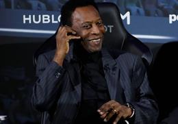 Huyền thoại Pele đột ngột nhập viện