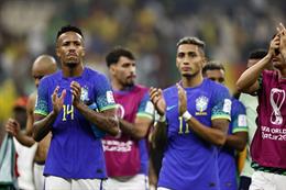 Brazil tái lập thành tích tệ hại kể từ France 98