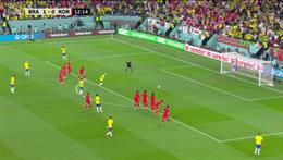 Thủ môn Hàn Quốc đấu trí với Neymar và cái kết