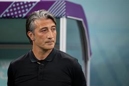 Đồng đội Xhaka bật HLV trưởng sau trận thua Bồ Đào Nha