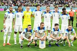 Chỉ có 3 cầu thủ Anh chen chân vào đội hình chính của Pháp