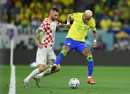 Neymar lập kỷ lục trong ngày buồn của ĐT Brazil