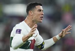 Ronaldo lập thêm kỷ lục dù vào sân từ băng ghế dự bị