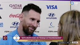 VIDEO: Messi rưng rưng hạnh phúc trước lời tán dương của phóng viên nữ