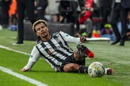 Giám đốc thể thao và HLV của Besiktas cạn lời với Dele Alli