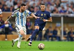 PSG kiếm bộn tiền nhờ thành tích của Messi và Mbappe