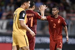 ĐT Thái Lan có bàn thắng từ trên trời rơi xuống vào lưới Brunei