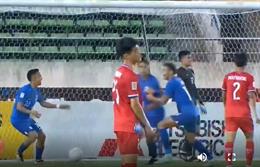 VIDEO: Singapore sử dụng bóng bổng trừng phạt ĐT Lào