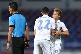 ĐT Thái Lan nhận tin kém vui từ Theerathon Bunmathan