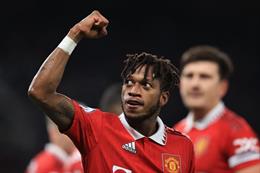 Casemiro và Fred đi vào lịch sử MU