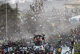 VIDEO: Biển người chào đón các cầu thủ Senegal sau chức vô địch CAN 2022